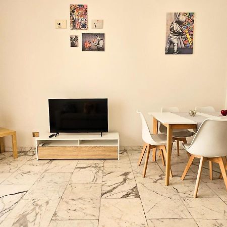 Urban Street Apartment Roma Bagian luar foto