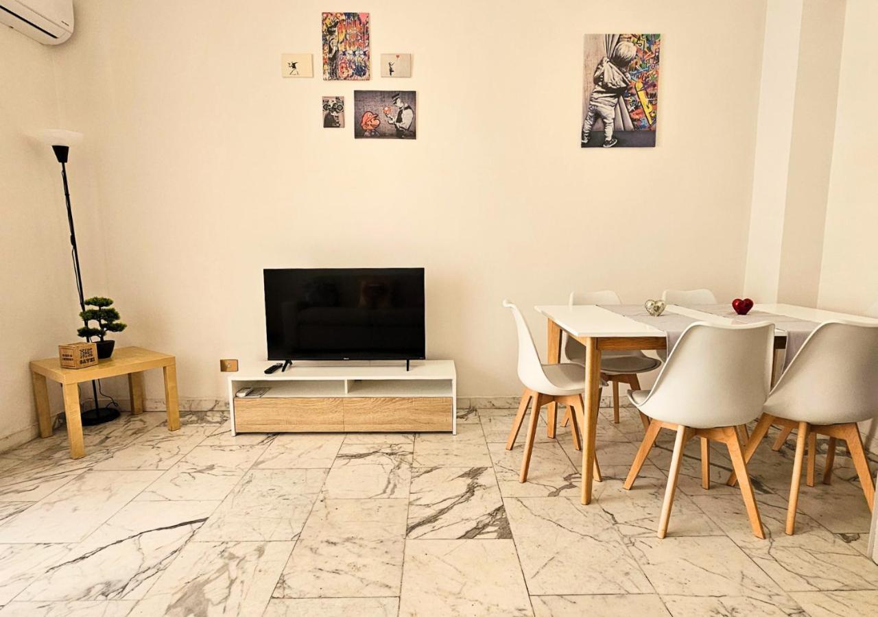 Urban Street Apartment Roma Bagian luar foto